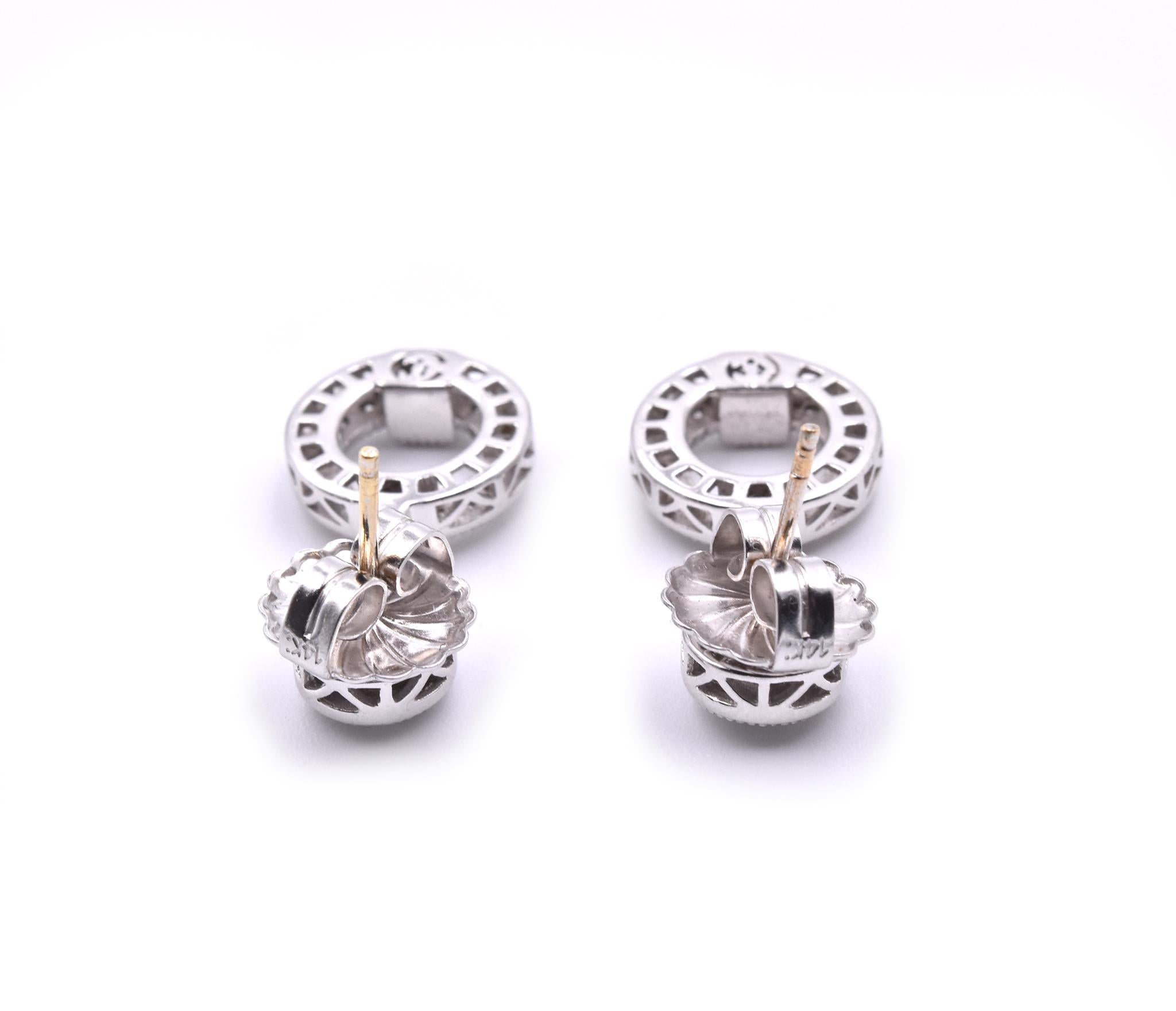 18 Karat White Gold Diamond Drop Earrings In Excellent Condition In Scottsdale, AZ