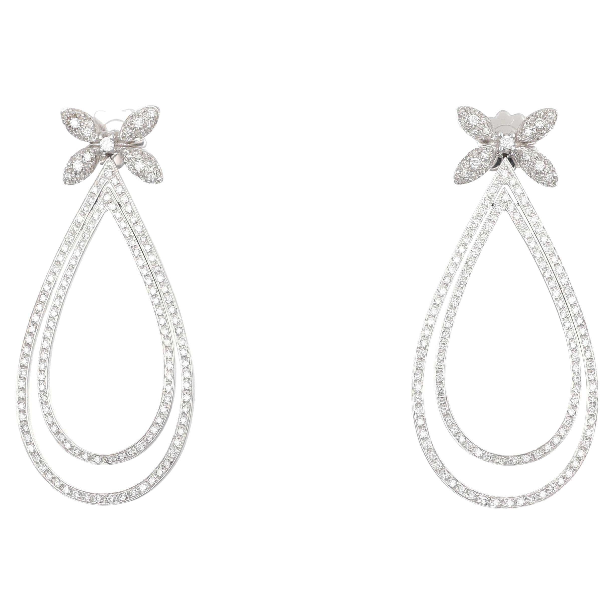 18K White Gold Diamond Drop Earrings