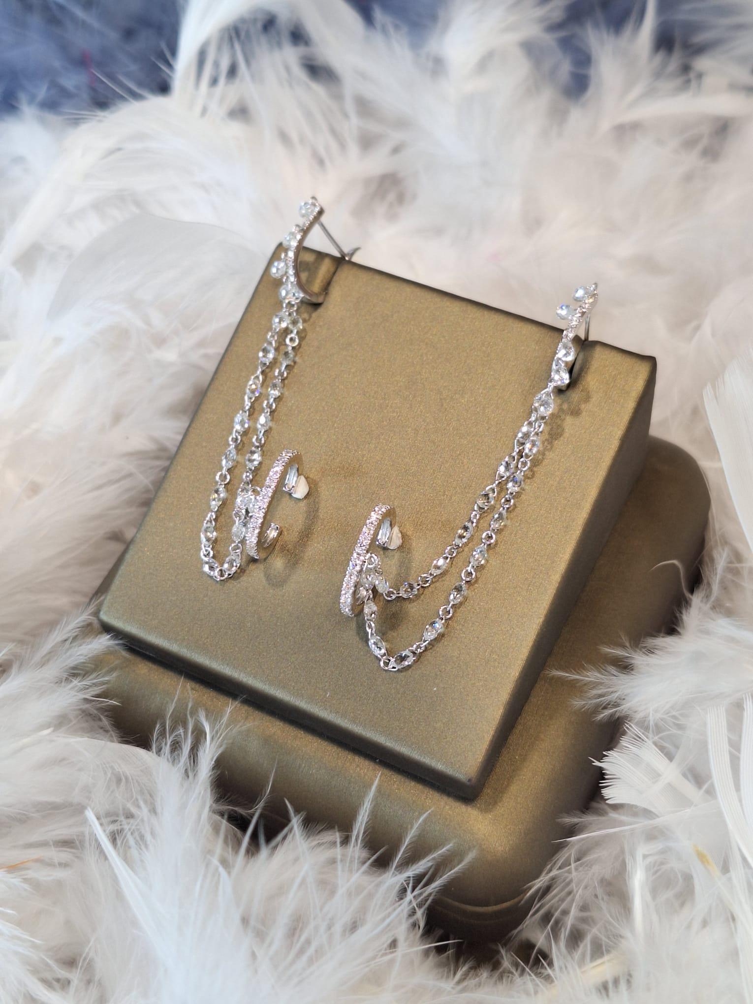 Modern 18K White Gold Diamond Earring For Sale