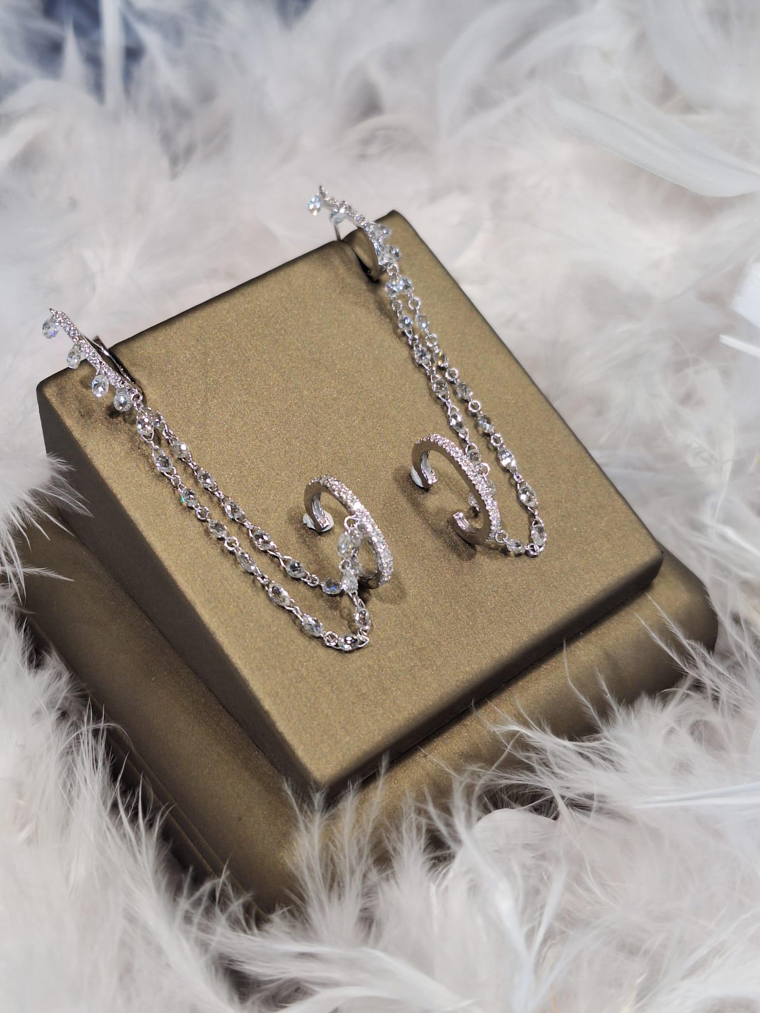 18K White Gold Diamond Earring For Sale 1