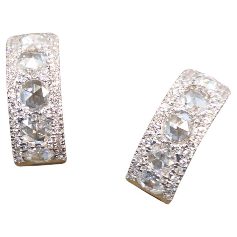18K White Gold Diamond Earring For Sale