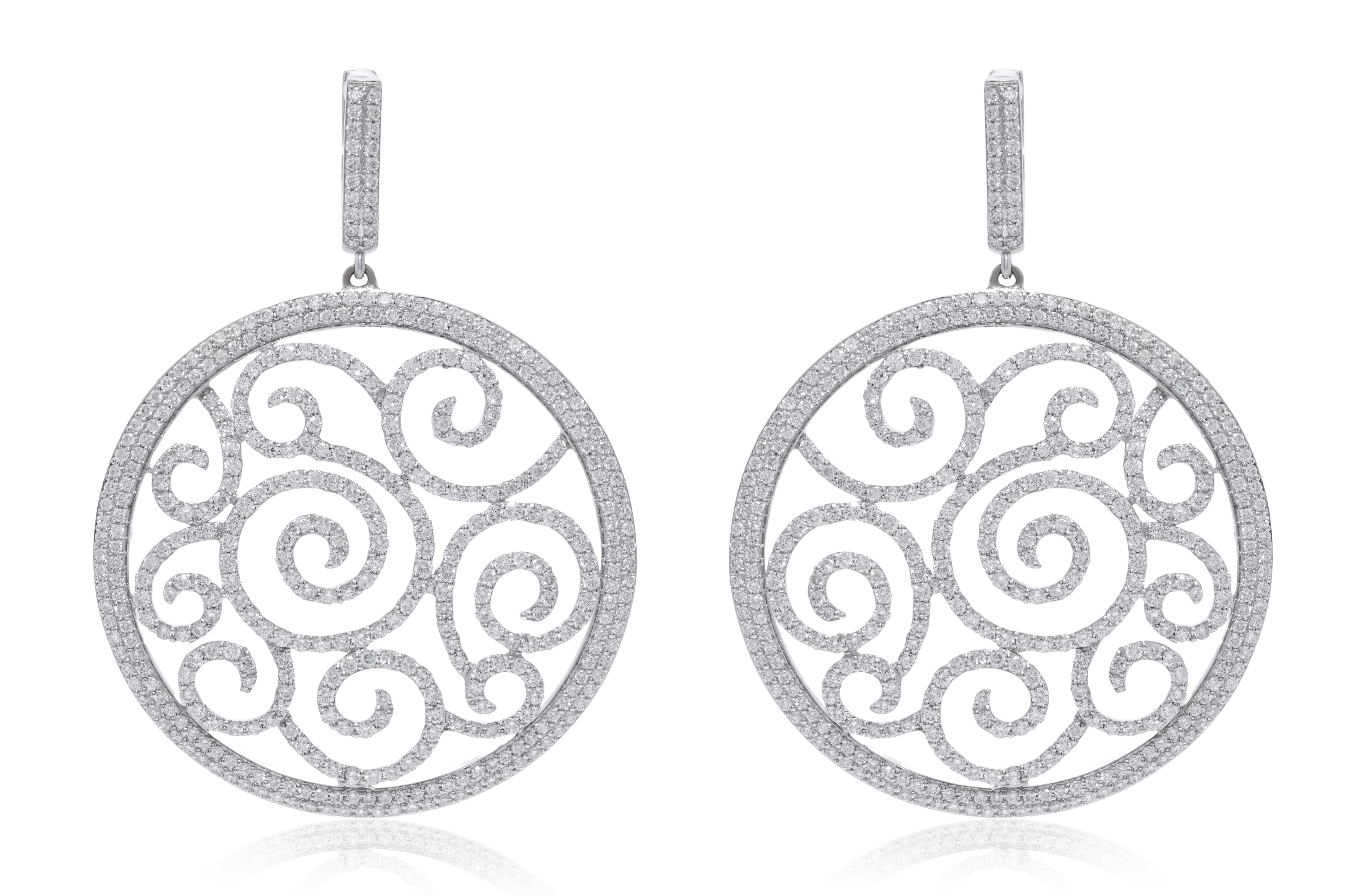 Round Cut 18K White Gold Diamond Earrings For Sale