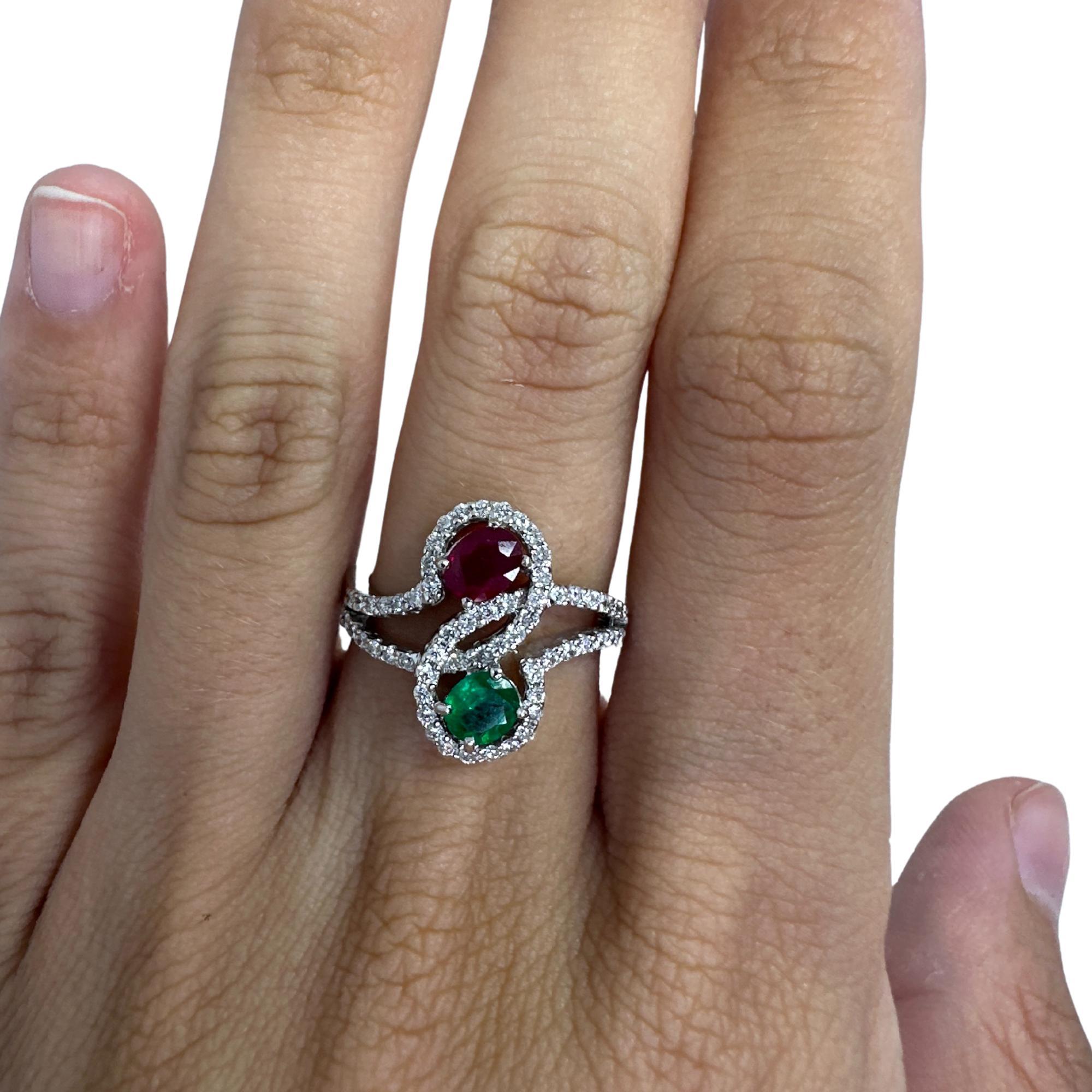18K White Gold Diamond, Emerald and Ruby Ring For Sale 2