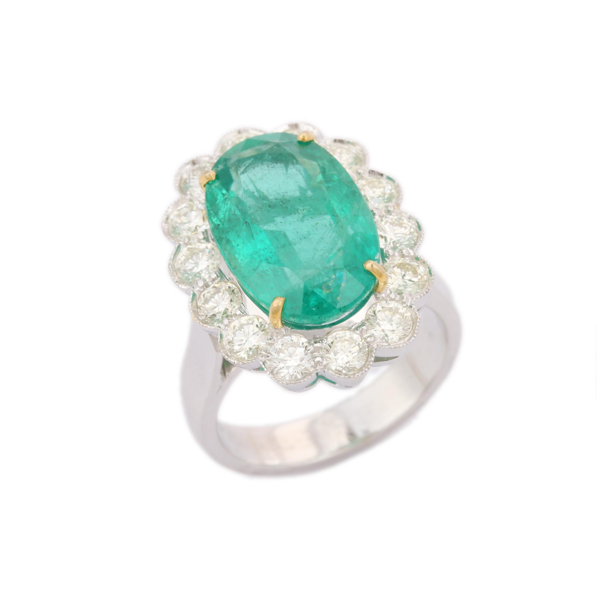 For Sale:  18kt Solid White Gold 8.21 Carat Emerald Gemstone Ring With Diamonds 5