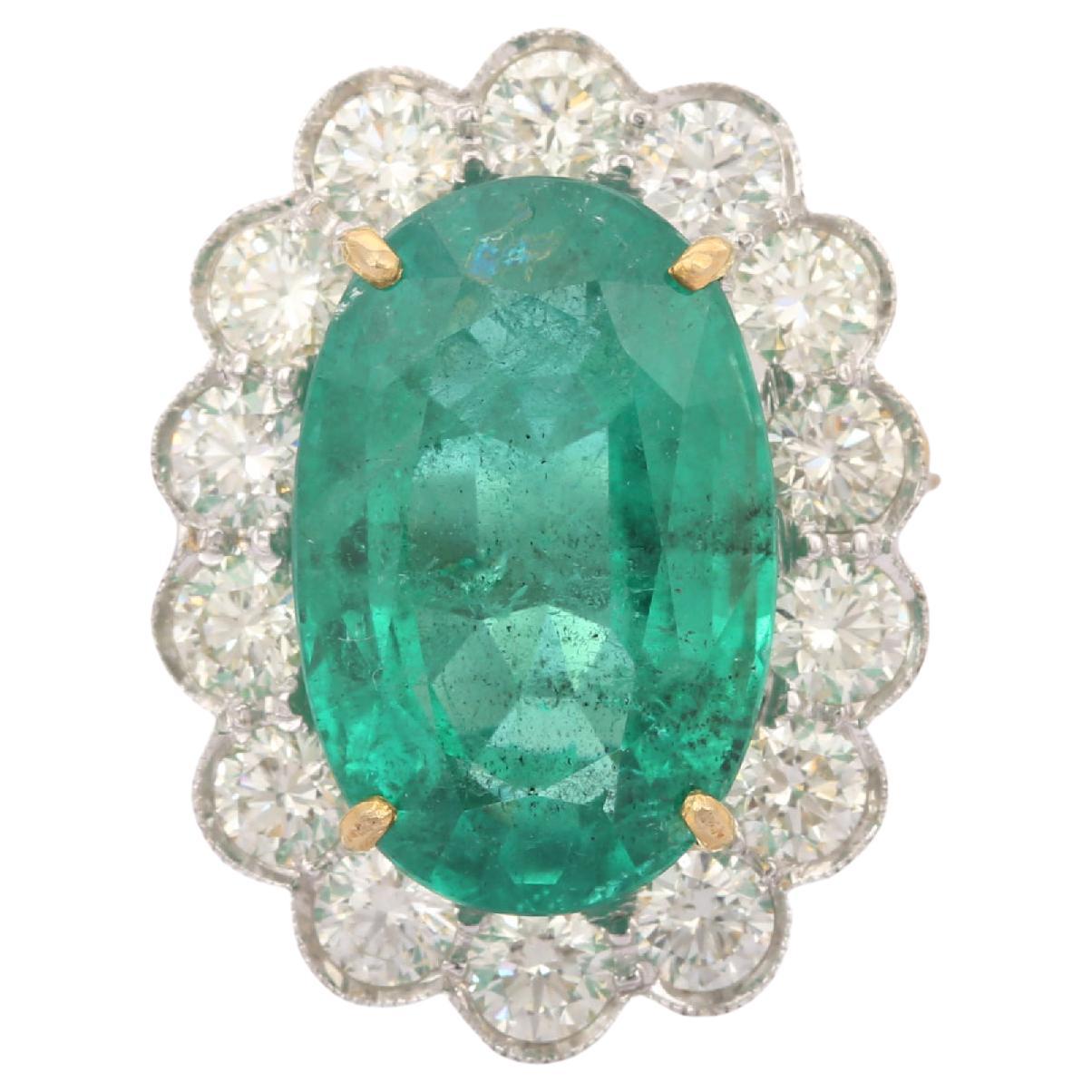 18K White Gold Diamond Emerald Oval Gemstone Ring