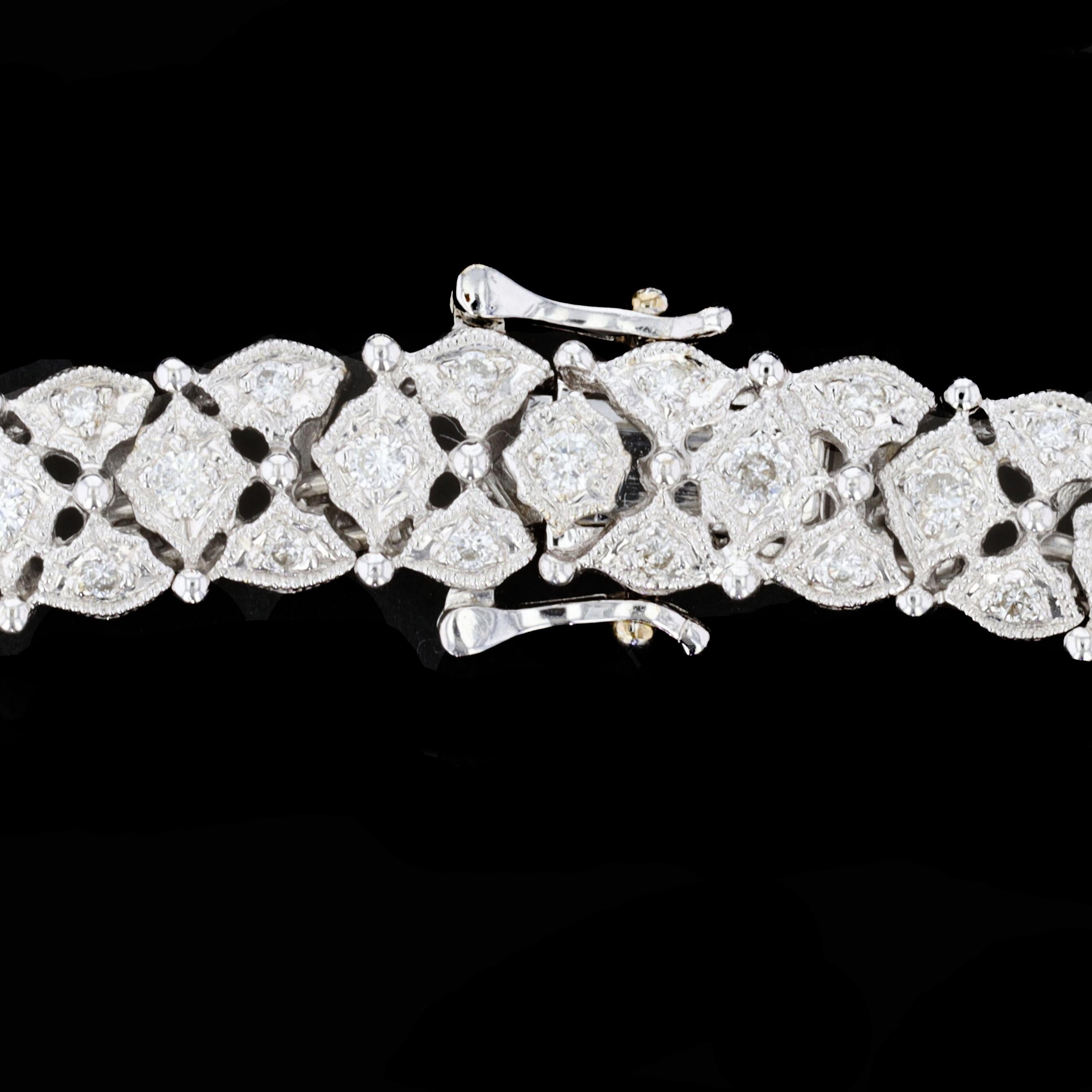 Women's 18K White Gold Diamond Estate Necklace For Sale