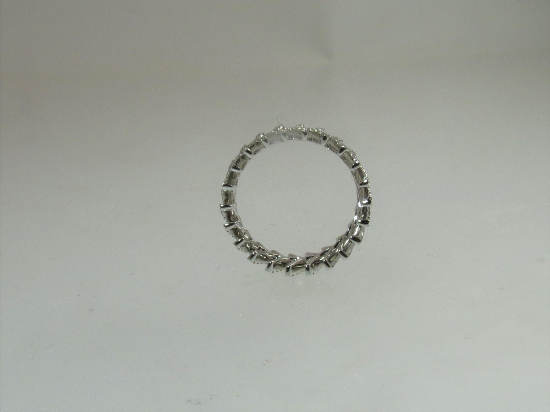 Round Cut 18 Karat White Gold Diamond Eternity Band Ring For Sale