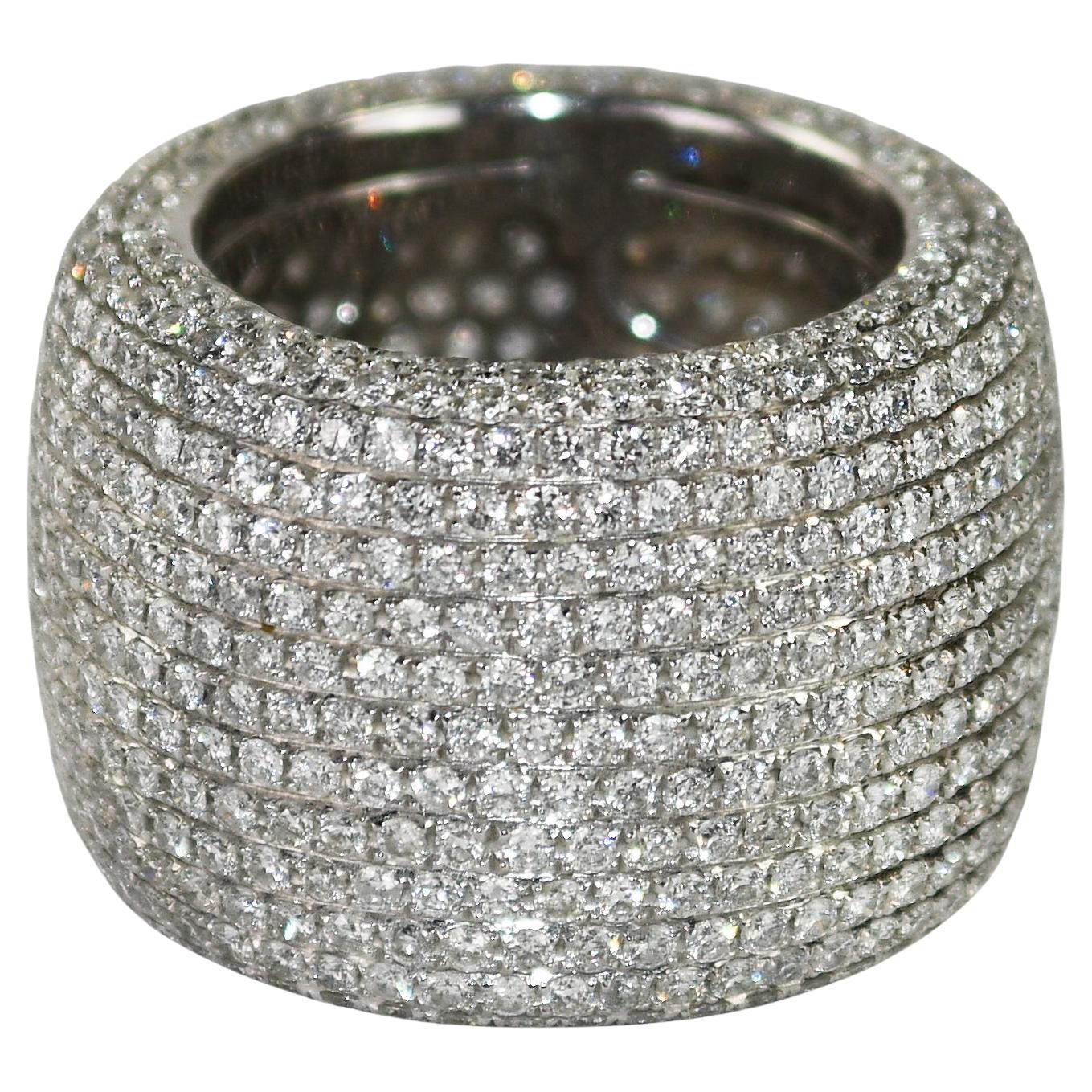 Anello di eternità con diamante in oro bianco 18 carati 8,20 carati