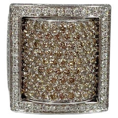 18K White Gold Diamond Fashion Buckle Ring 