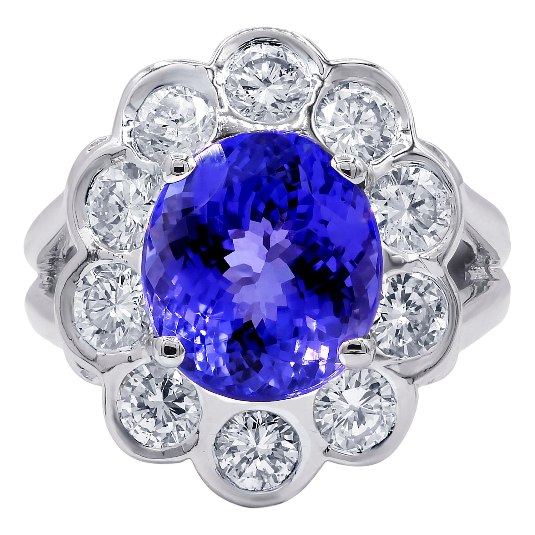 18k White Gold Diamond Fashion Flower Ring with 6.58 Cts Tanzanite For Sale