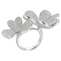 18K White Gold Diamond Flower Ring – 3.26CT Diamonds