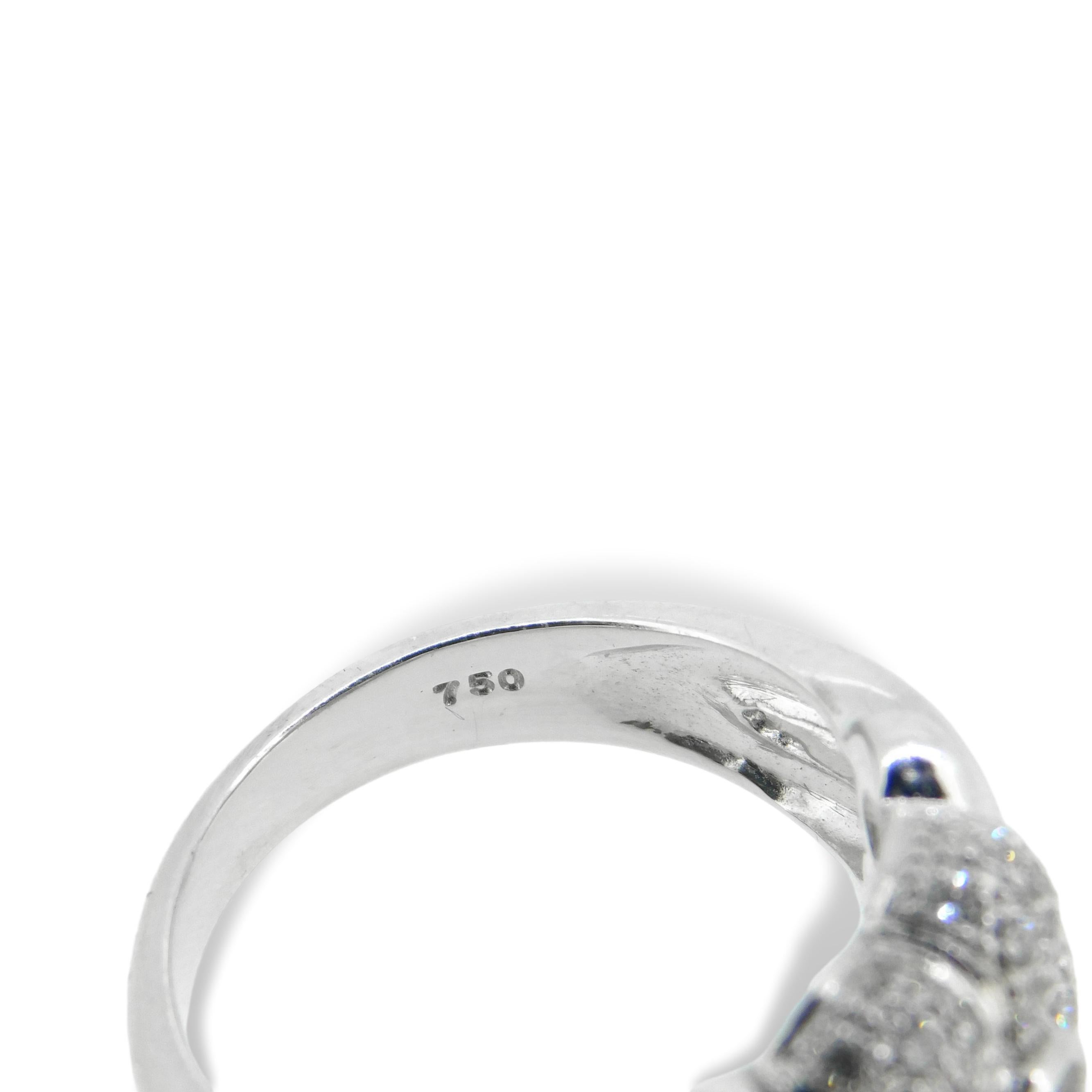 18K White Gold Diamond Flower Ring .75ct For Sale 2