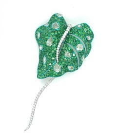 18K White Gold Diamond & Green Garnet Narcissus Leaf Brooch