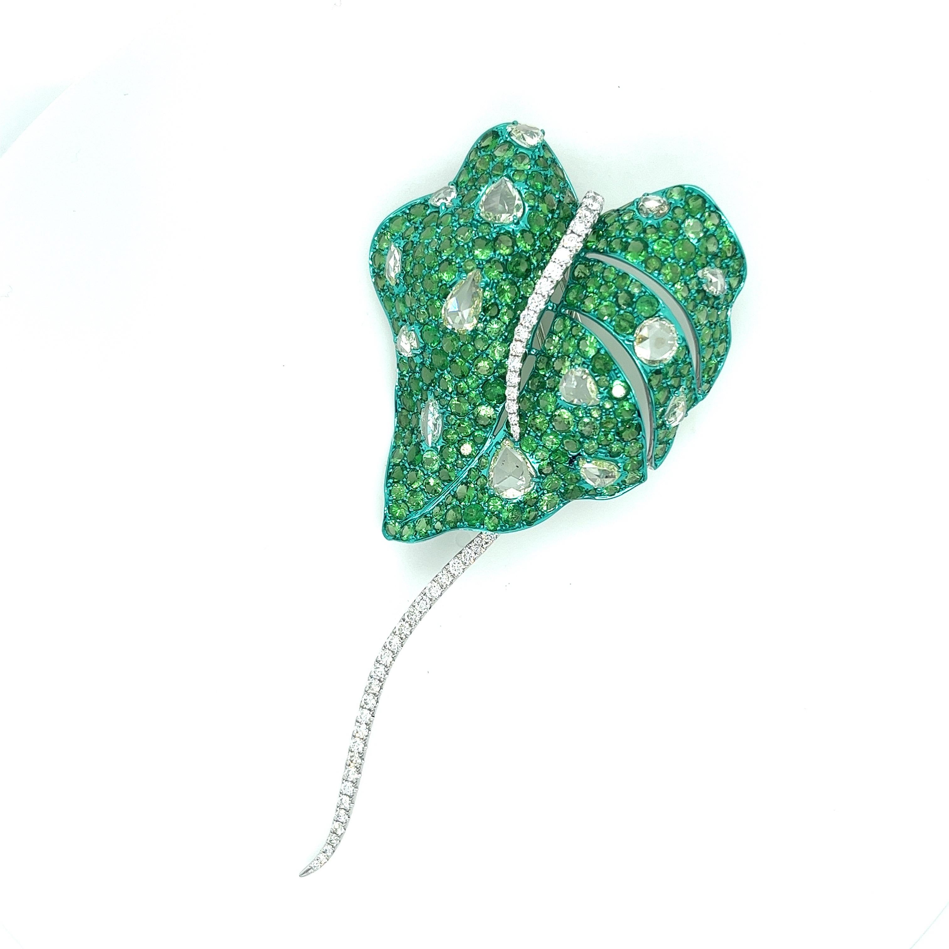 Modern 18K White Gold Diamond & Green Garnet Narcissus Leaf Brooch For Sale