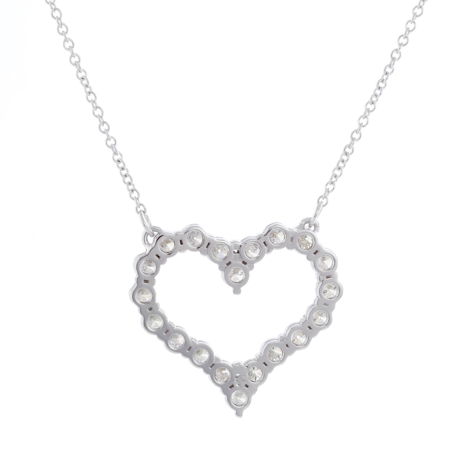 Round Cut 18K White Gold Diamond Heart Necklace 3.21 Cts For Sale