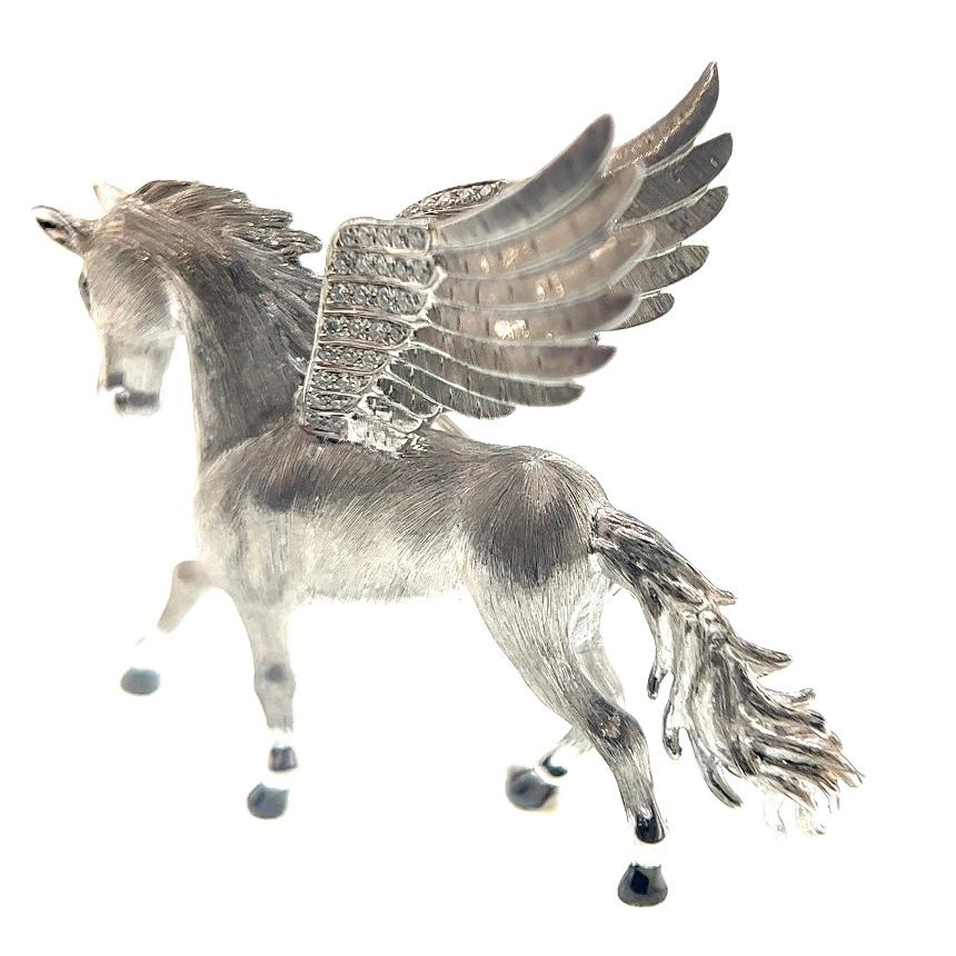 18K White Gold Diamond Horse Brooch & Pendant For Sale 1