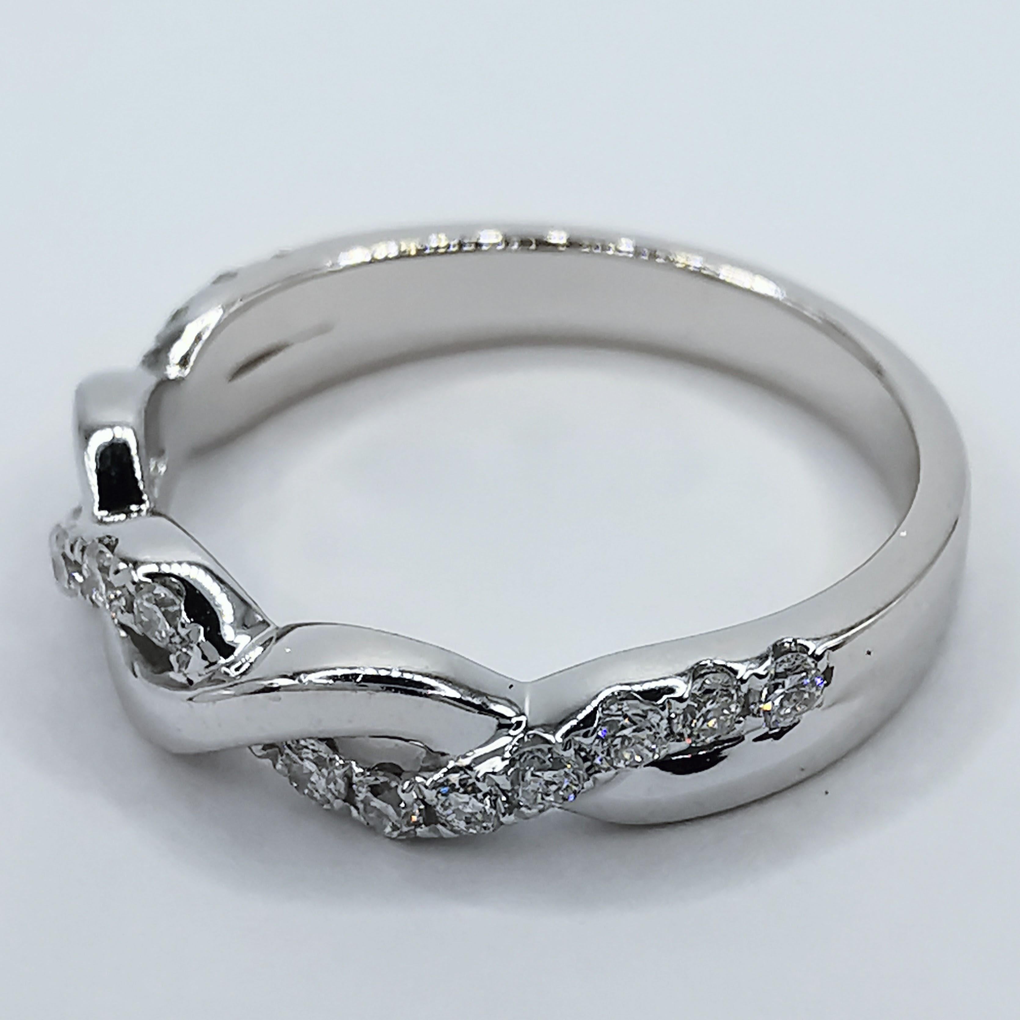 For Sale:  18K White Gold Diamond Interlaced Pavé Infinity Band Wedding Ring 3