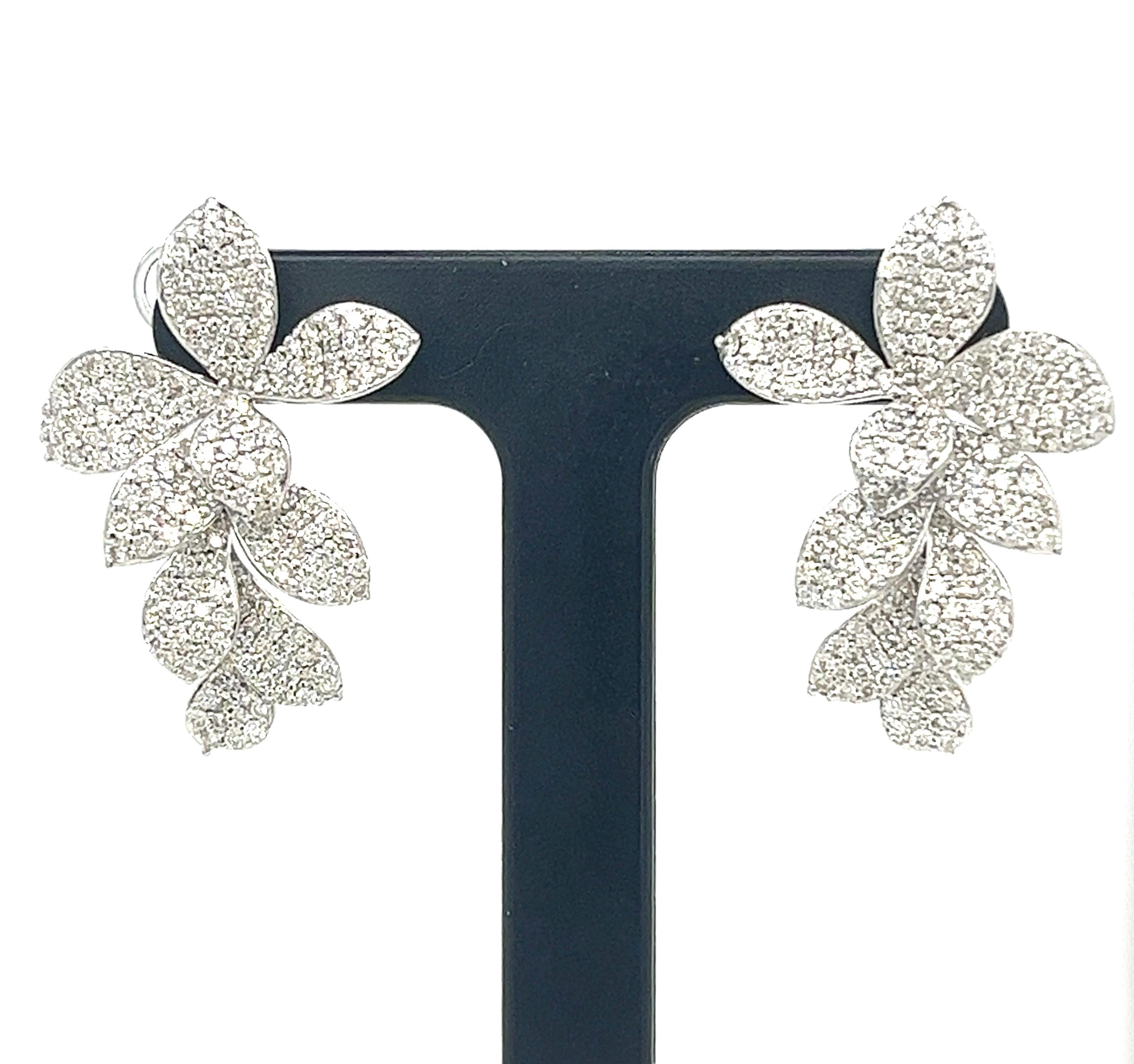 Modern 18K White Gold Diamond Leaf Earrings For Sale