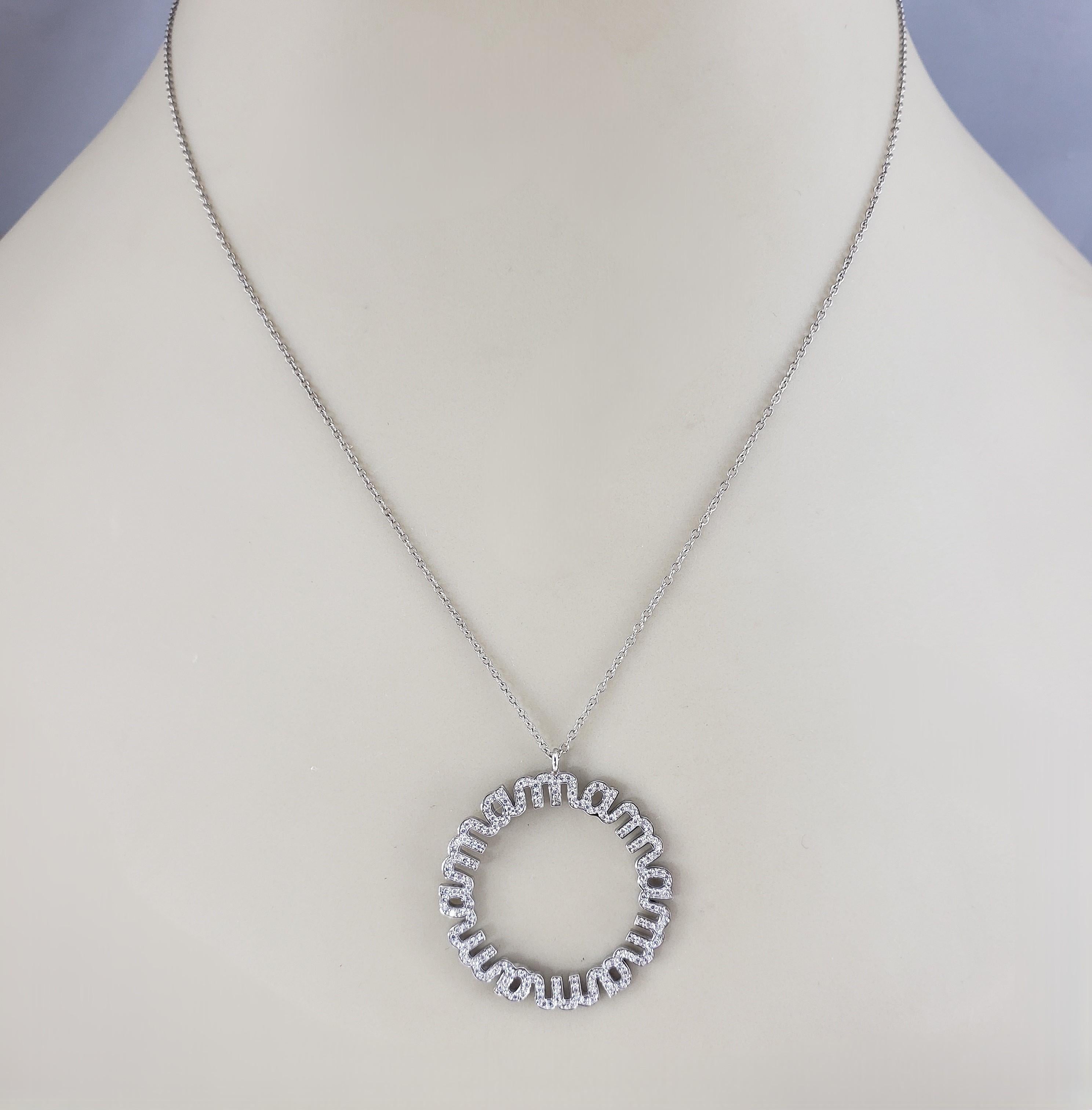 Collier à pendentif circulaire 