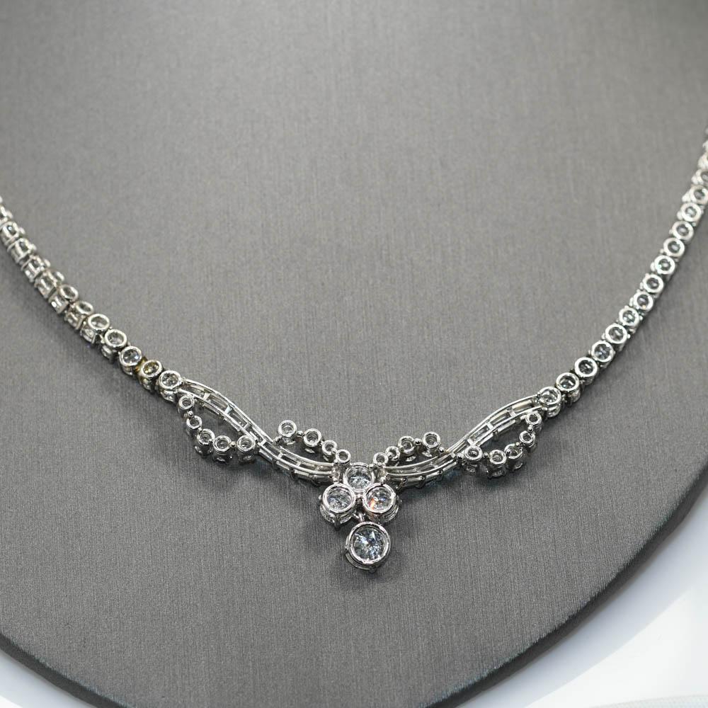18K White Gold Diamond Necklace, 8.81tdw, 22g In Excellent Condition For Sale In Laguna Beach, CA