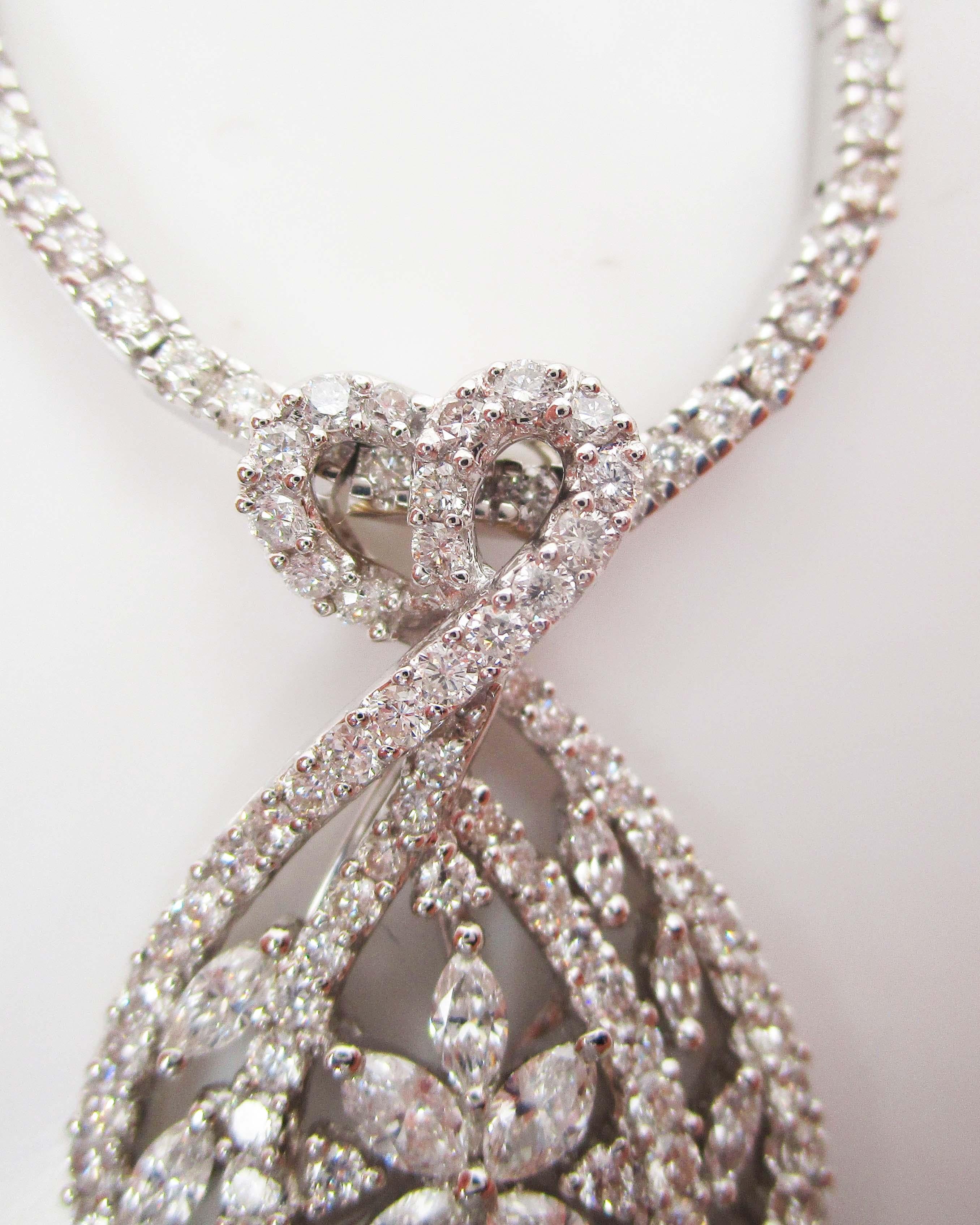 Women's 18 Karat Gold Diamond Necklace with Removable 18 Karat Diamond Teardrop Pendant For Sale