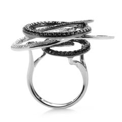 18 Karat White Gold Diamond Open Circles Ring CRR7398