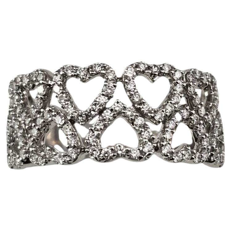 Bague à cœur ouvert en or blanc 18K avec diamants Taille 8 #23553 en vente