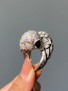 18K White Gold Diamond Parrot Ring, 5.41 Carats Pavé Diamonds with Yellow Dia