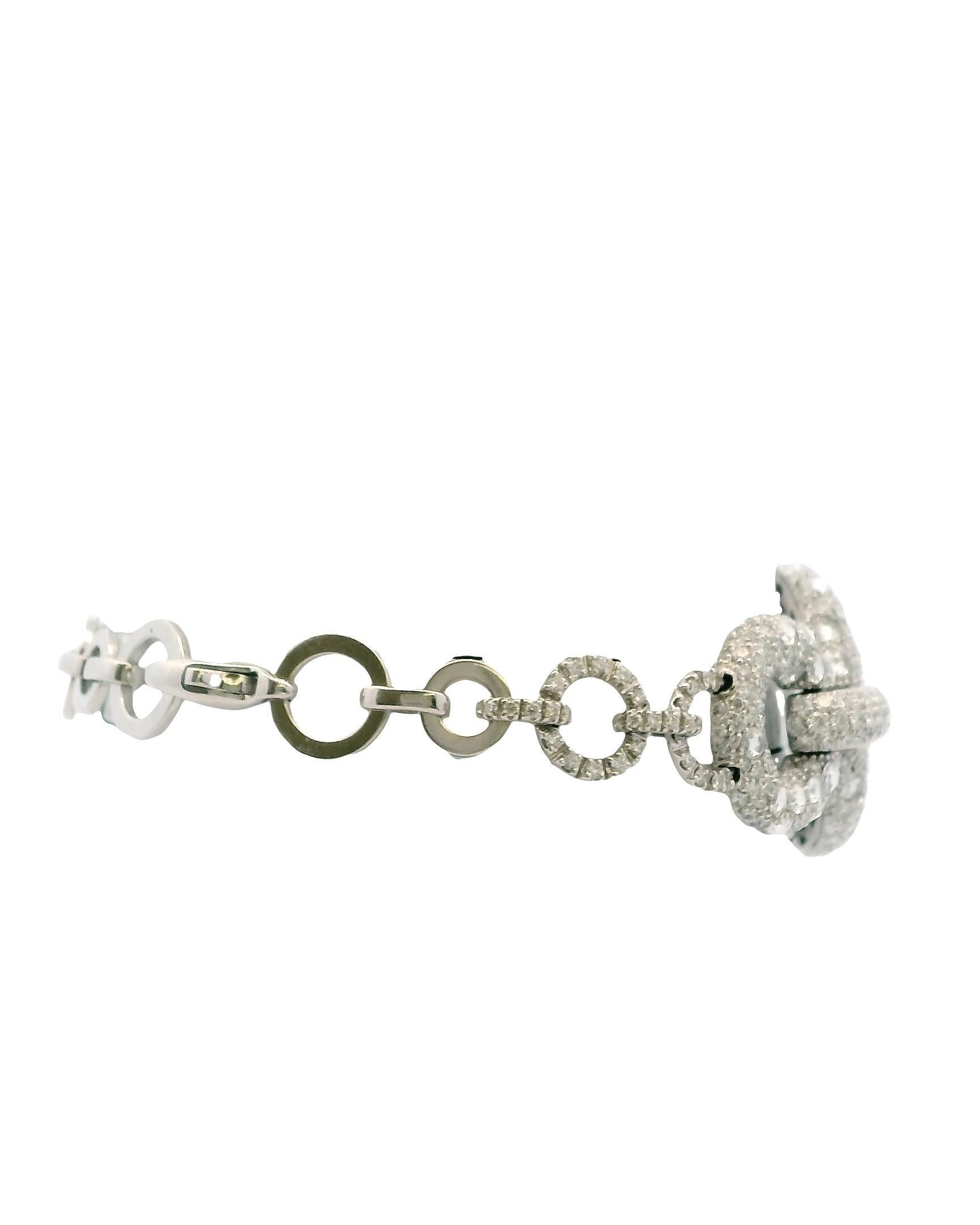 18K Weißgold Diamant Pave Kreis Armband im Zustand „Gut“ im Angebot in Great Neck Plaza, NY
