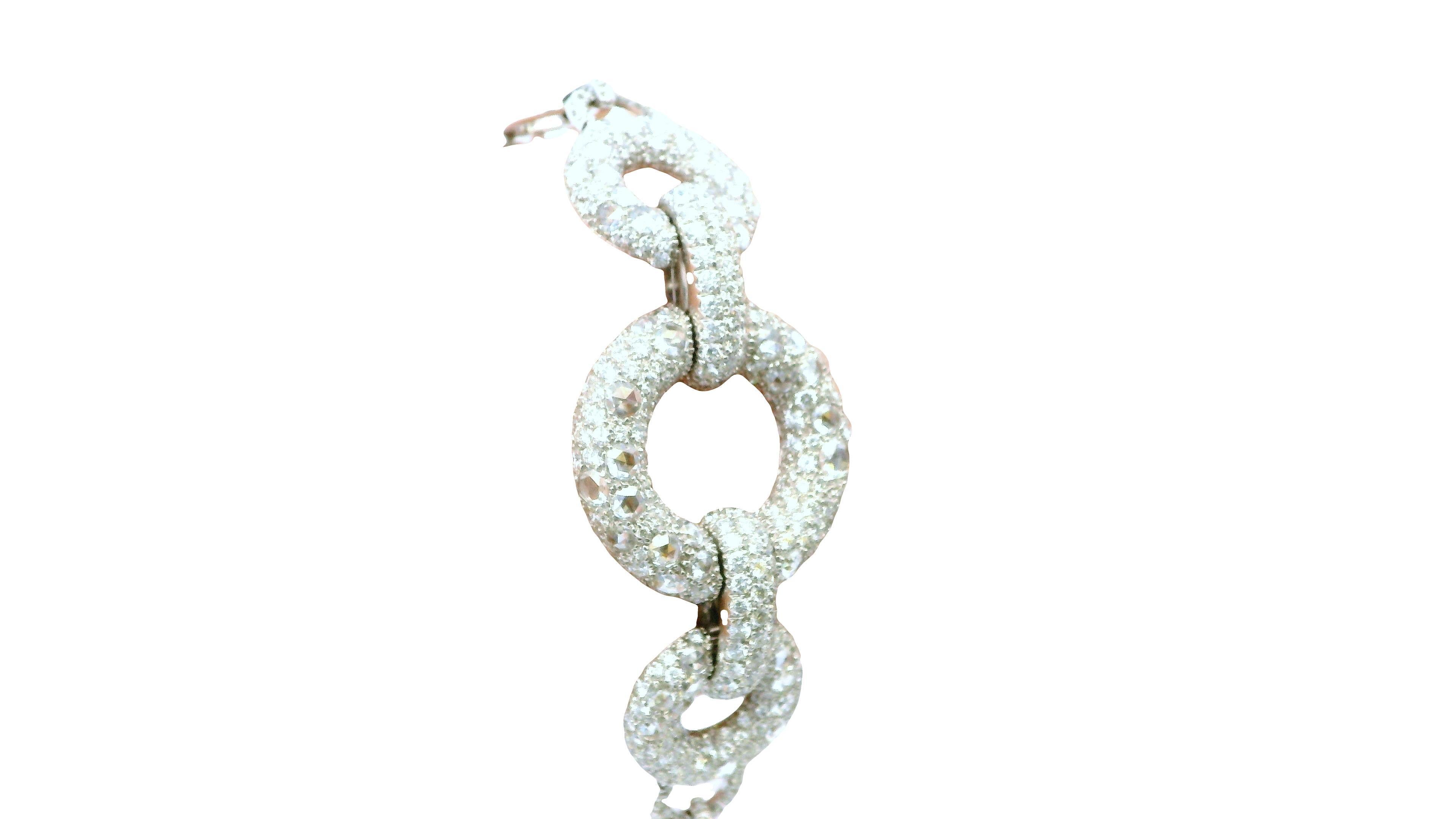 18K Weißgold Diamant Pave Kreis Armband im Angebot 1