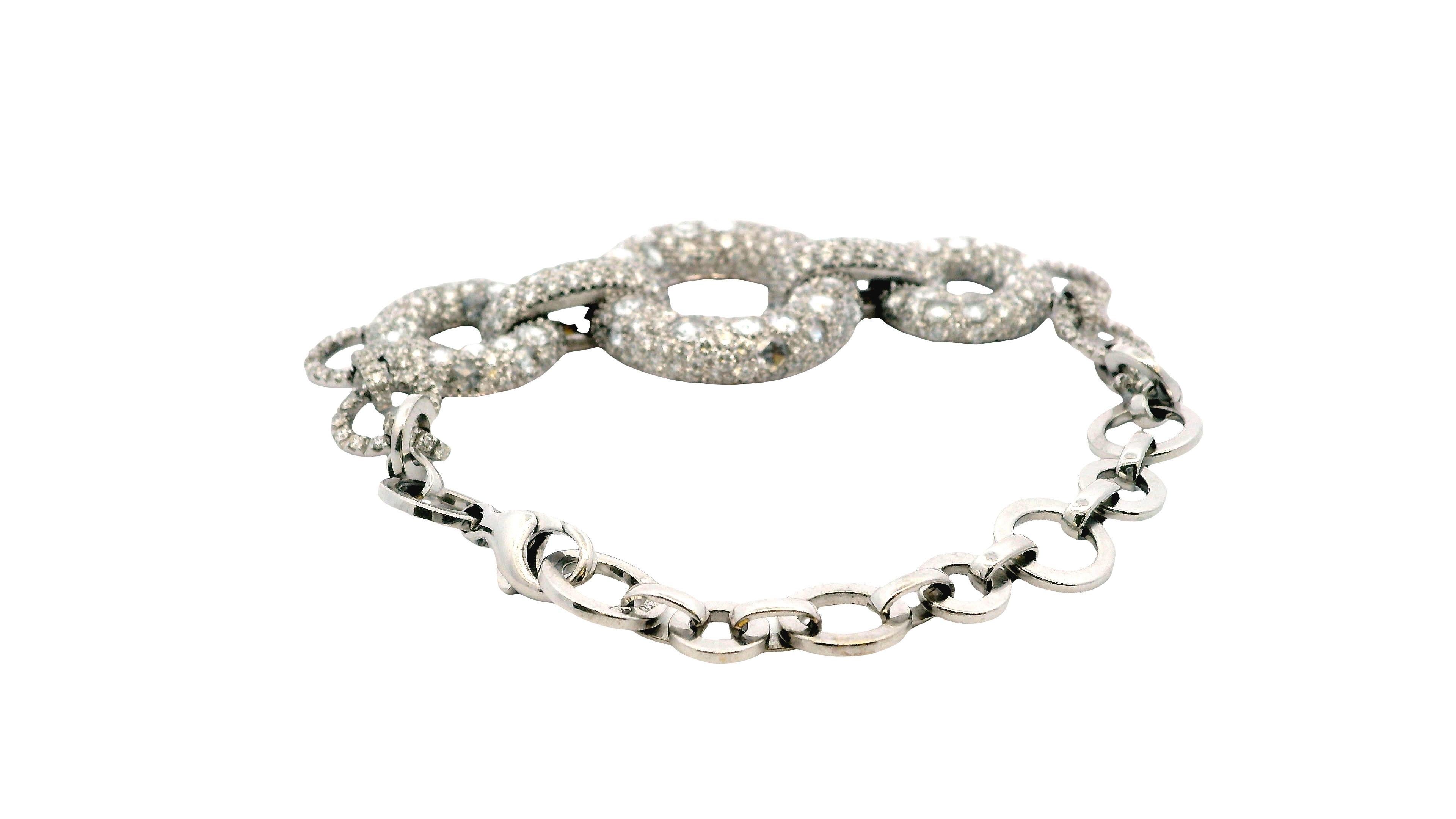 18K Weißgold Diamant Pave Kreis Armband im Angebot 4