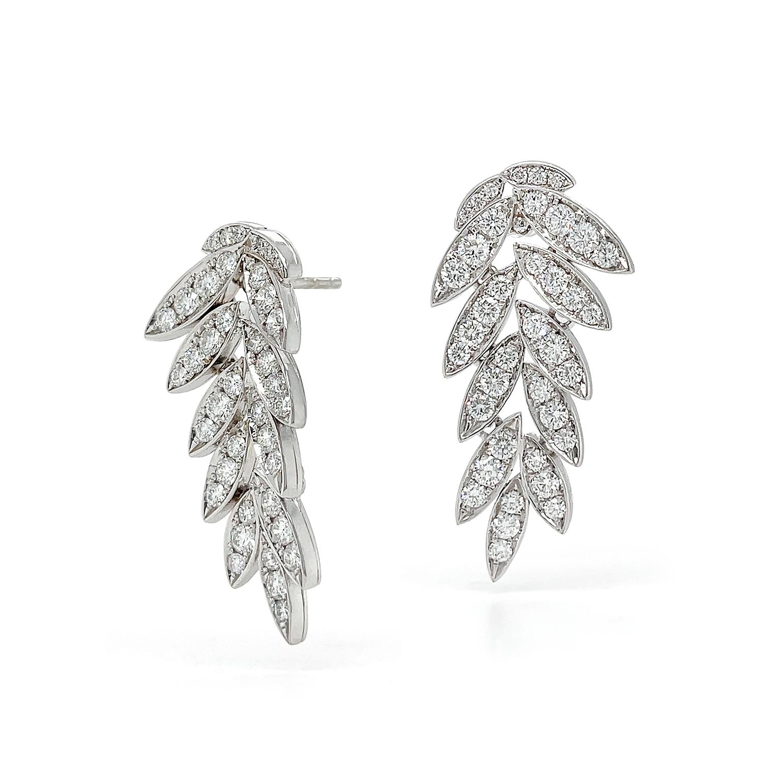 Brilliant Cut 18K White Gold Diamond Pavé Dangling Leaf Earrings For Sale
