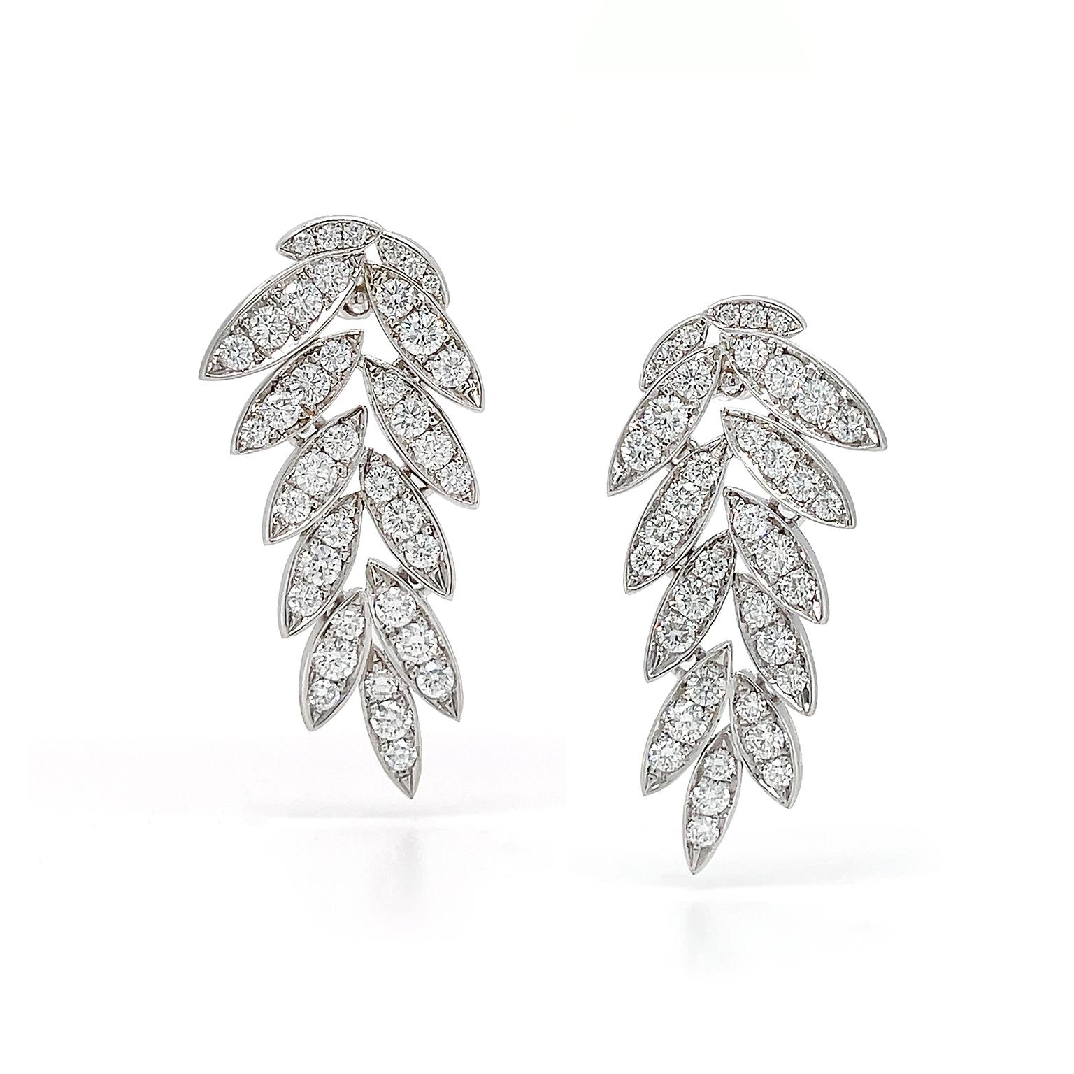 18K White Gold Diamond Pavé Dangling Leaf Earrings For Sale 1