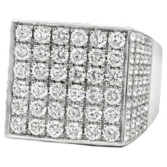 Bague carrée en or blanc 18 carats avec pavé de diamants - 5,55 carats au total