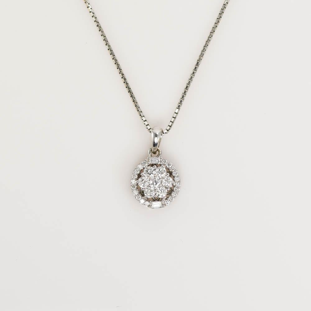 18k White Gold Diamond Pendant & 14k Chain 5.4gr .50tdw In Excellent Condition For Sale In Laguna Beach, CA