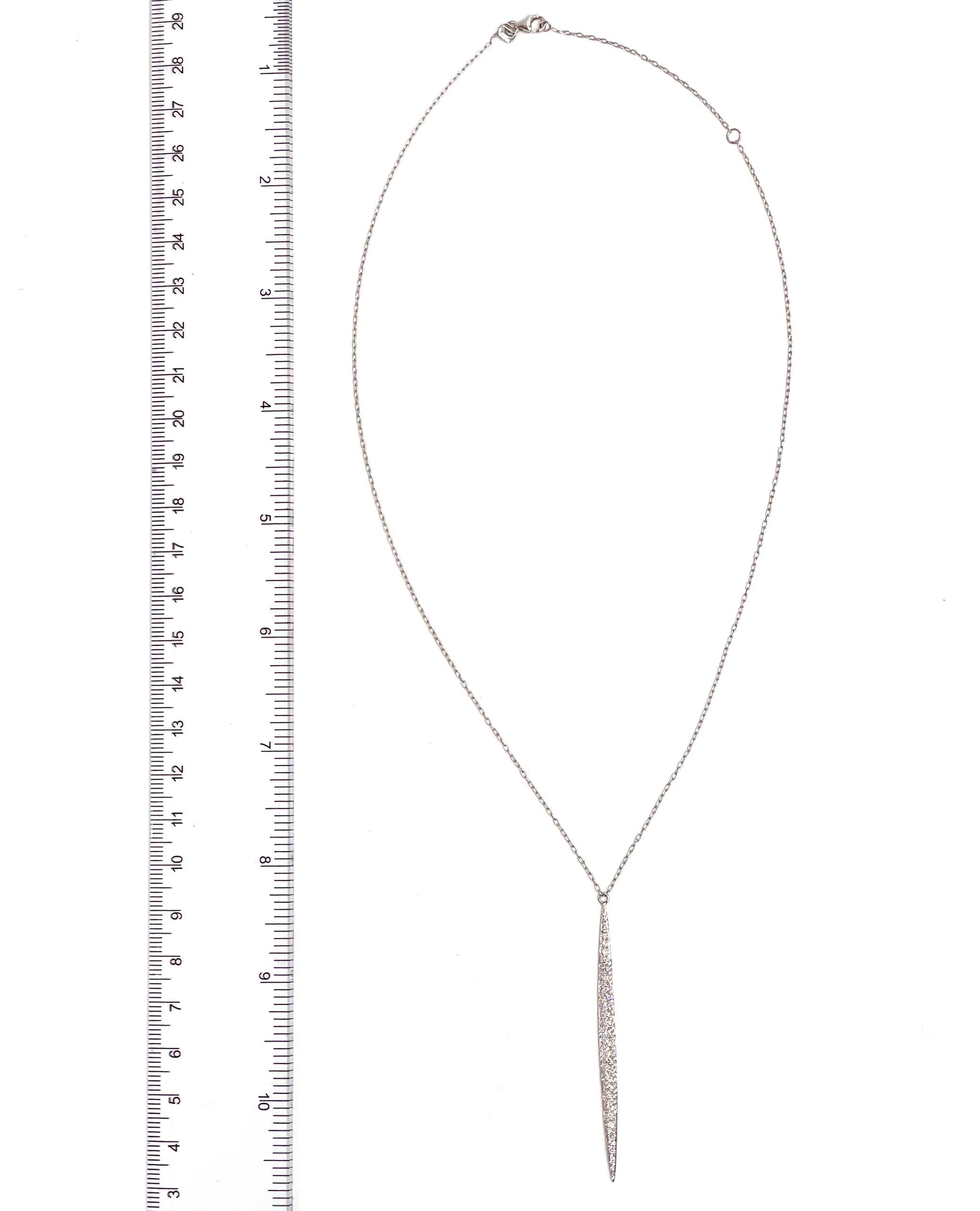 18K white gold necklace with 0.62 carat round diamonds.

* Can be worn 16 or 18 inches long
* The pendant is 2.5 inches long
* Diamonds are G/H color, VS2/SI1 clarity