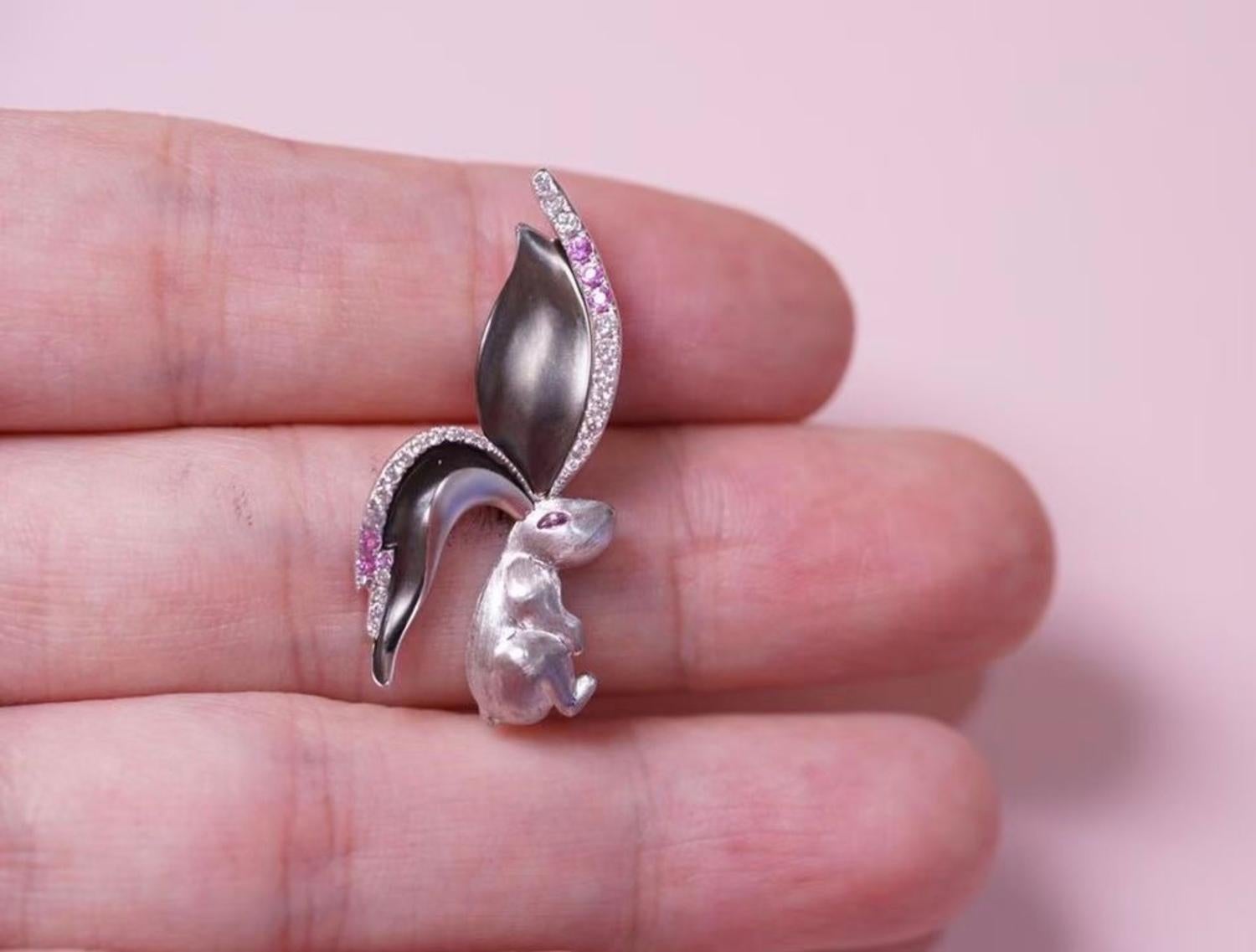 Round Cut 18K White Gold Diamond & Pink Sapphire Rabbit Pendant Necklace For Sale