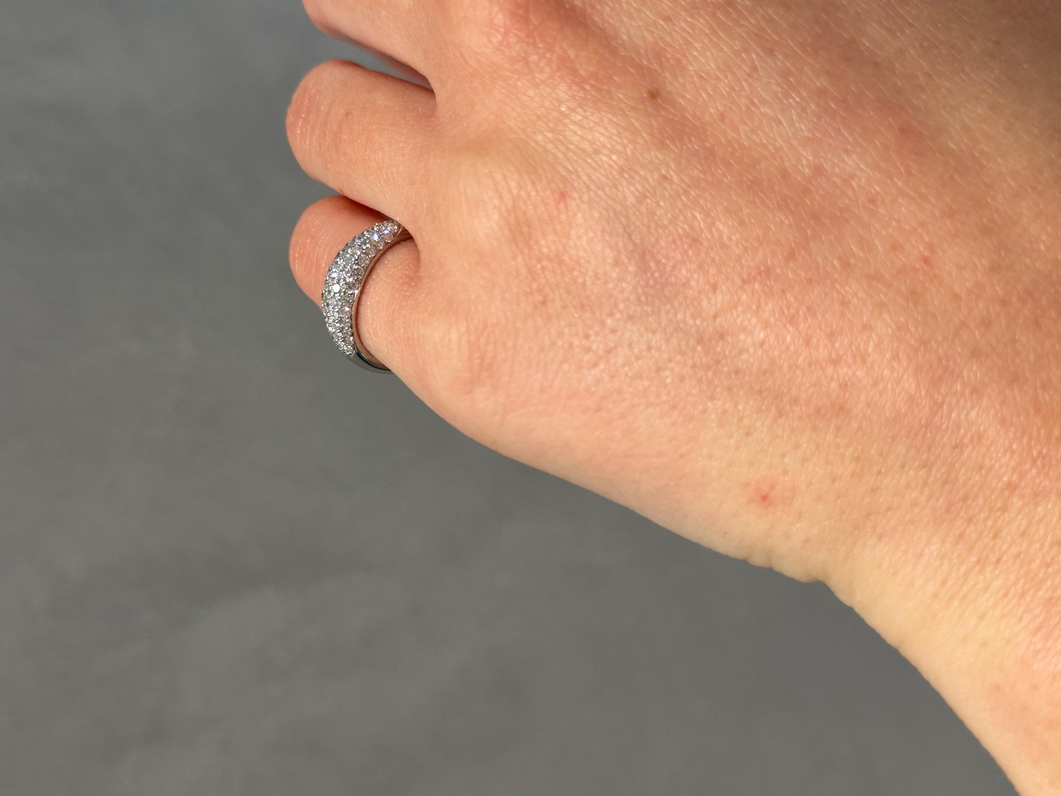 Anillo Meñique Oro Blanco 18K y Diamantes en Nuevo estado para la venta en New York, NY