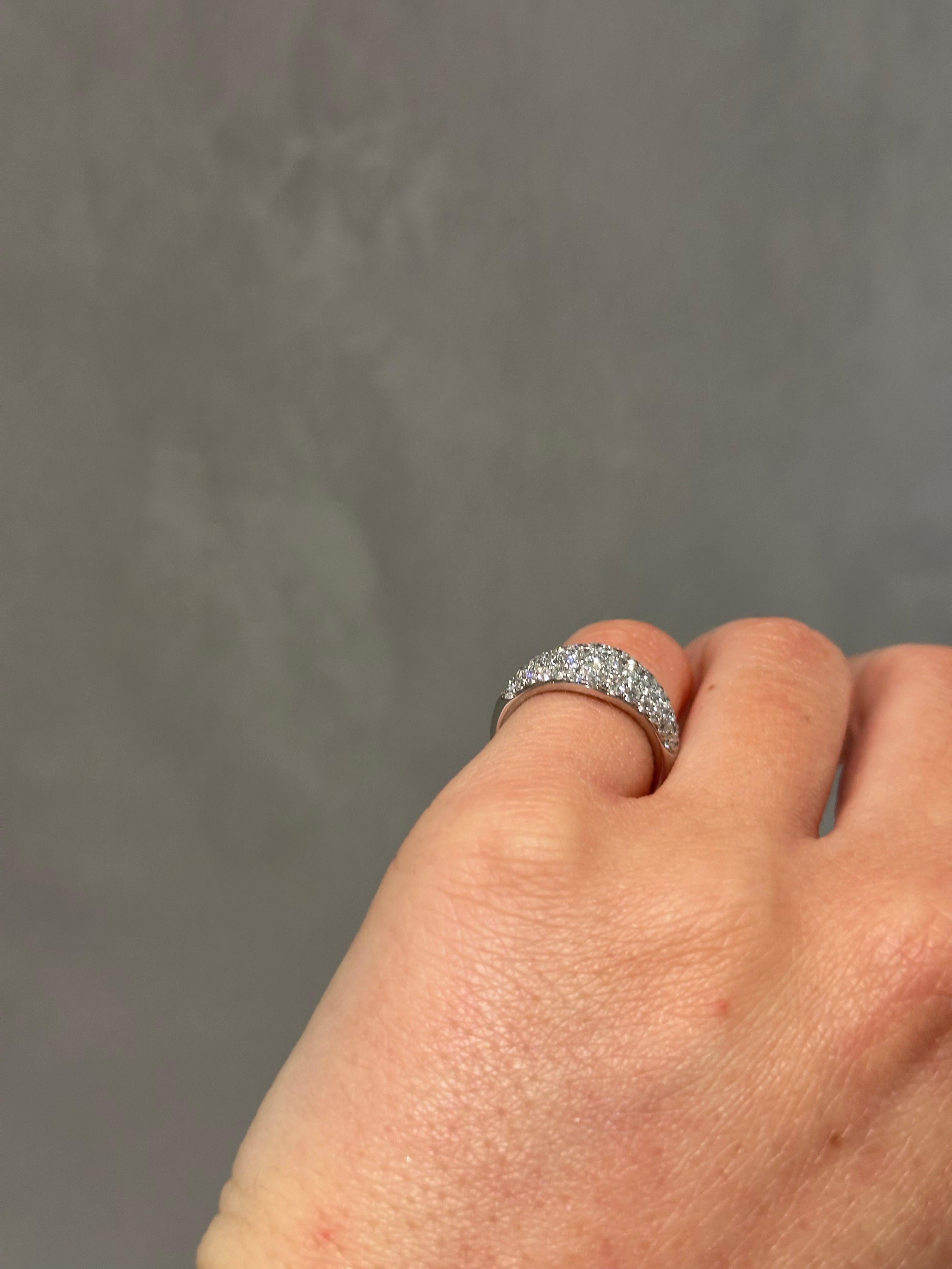 Anillo Meñique Oro Blanco 18K y Diamantes en Nuevo estado para la venta en New York, NY
