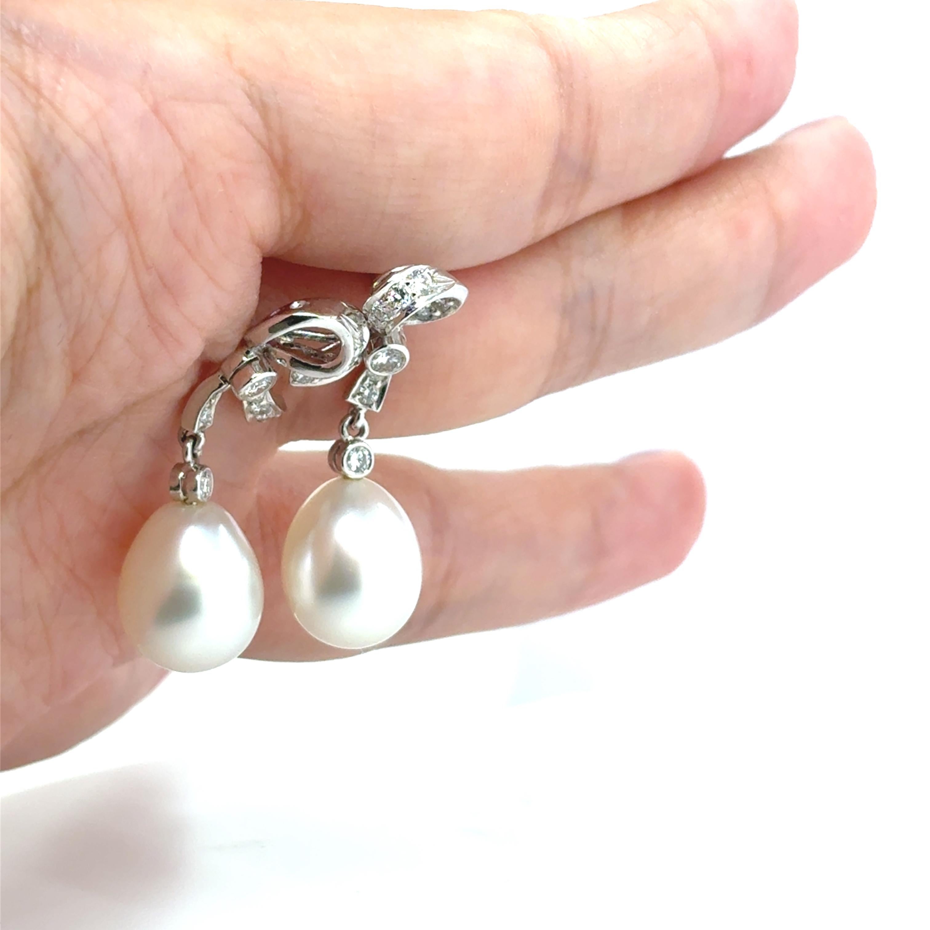 18k White Gold Diamond Ribbon Earrings For Sale 5