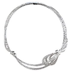 18k White Gold Diamond Ribbon Necklace