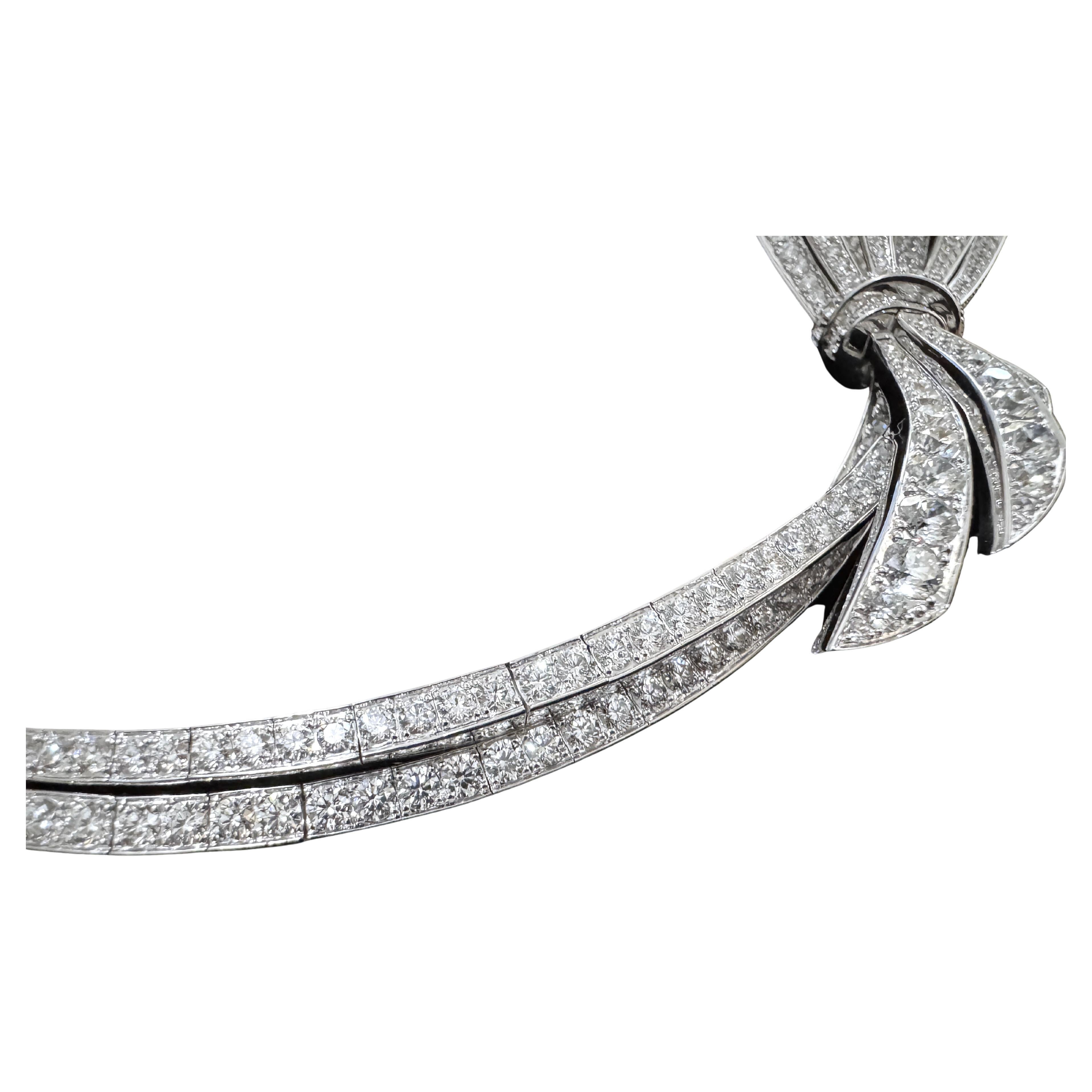 Women's or Men's 18k White Gold Diamond Ribbon Necklace For Sale