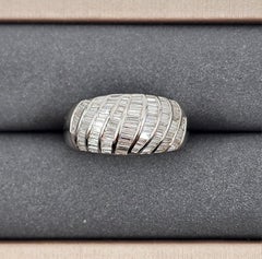 Anello con diamante da 2,10 carati