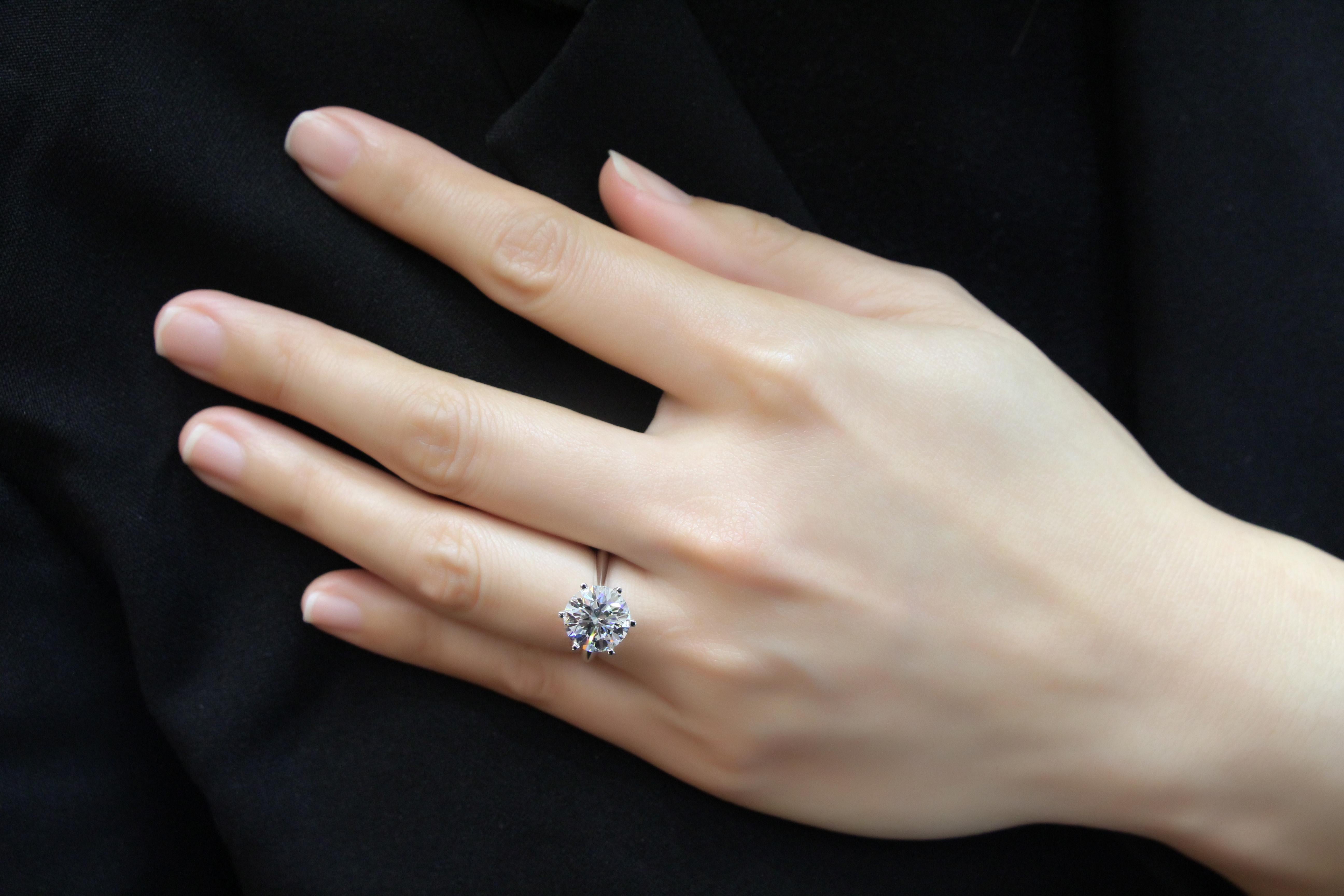 2 carat diamond ring on size 5 finger