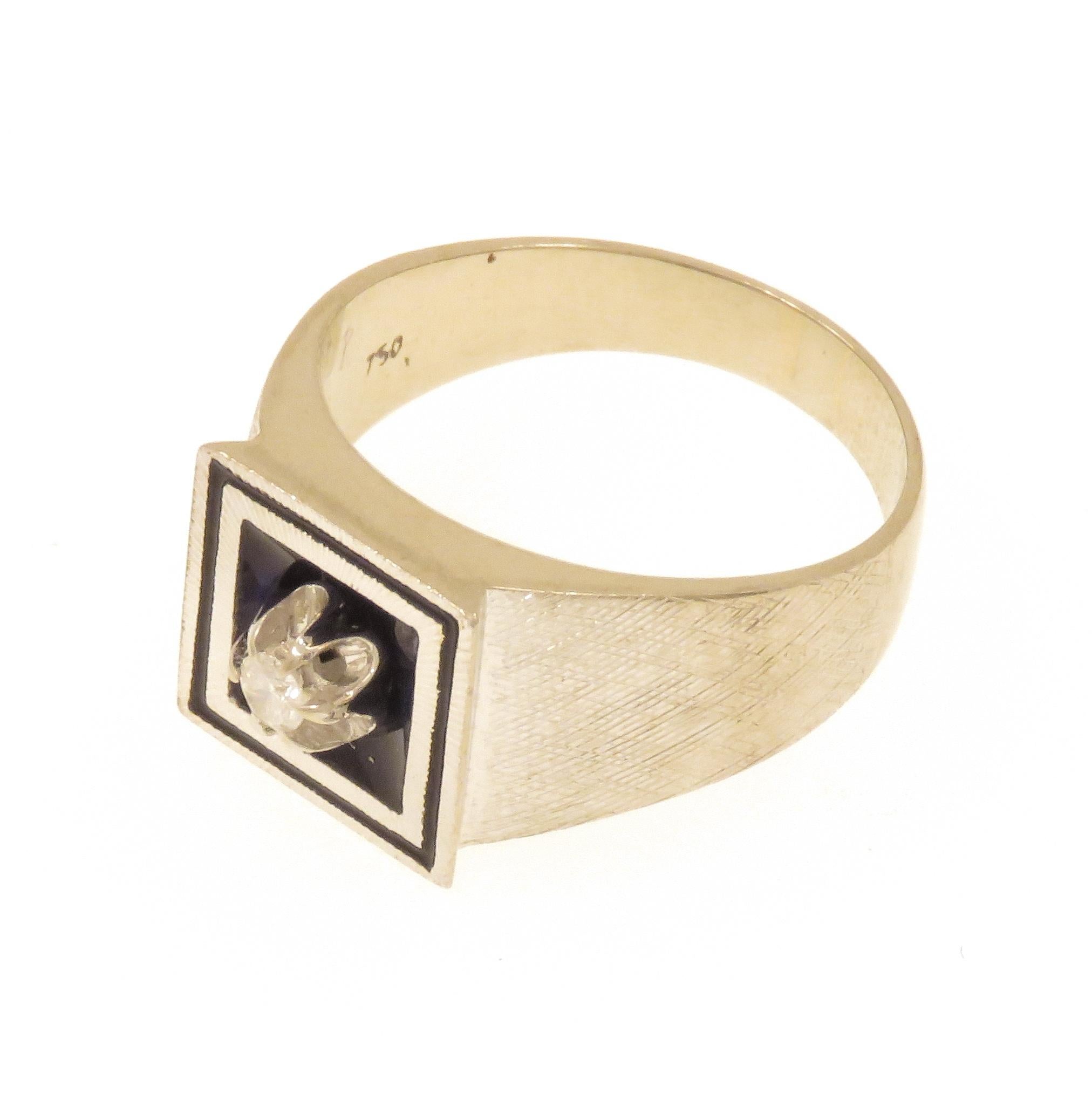 18k White Gold Diamond Ring For Sale 2