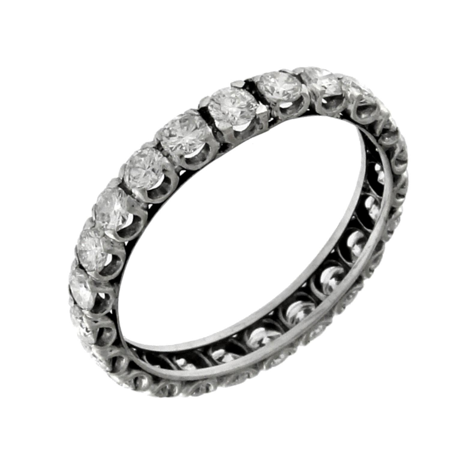 Anello con diamante in oro bianco 18 carati in vendita