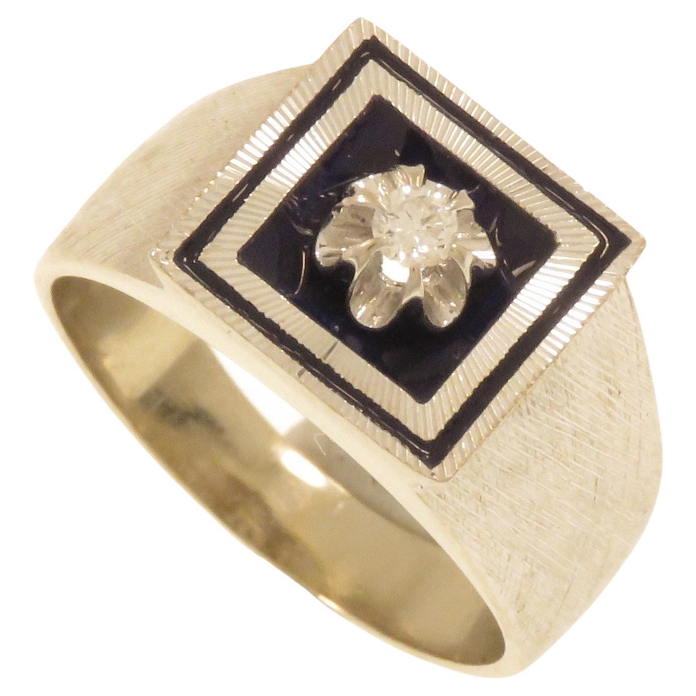 18k White Gold Diamond Ring For Sale