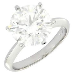 Bague en or blanc 18 carats et diamants