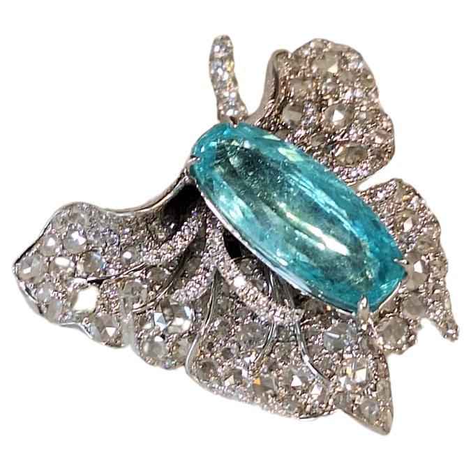 18K White Gold Diamond Ring with Paraiba For Sale