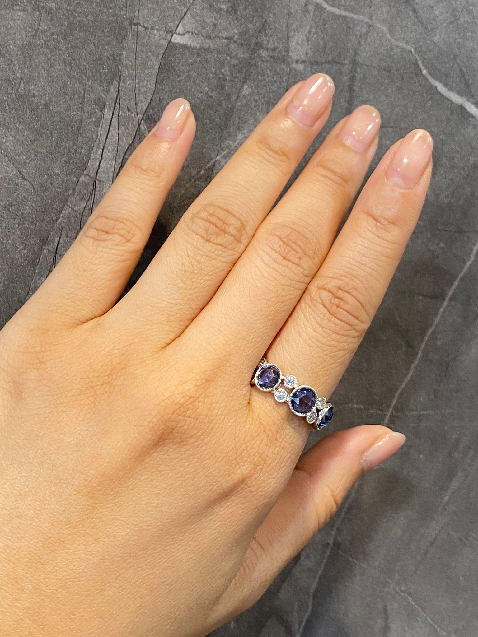 Women's or Men's 18K White Gold Diamond Ring with Sapphire For Sale